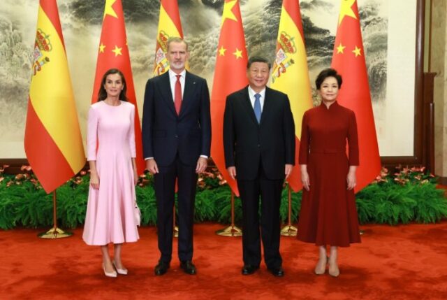 Espanoles_valoran_positivamente_la_relacion_entre_Espana_y_China.jpg