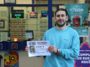 Felicitat després de repartir un segon premi de la rifa de Reis a Barcelona: “Tant de bo siguin tots veïns del barri”