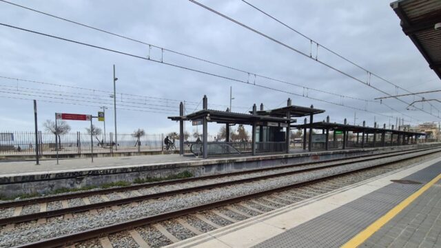 Imatge de l'estació de rodalies a Badalona