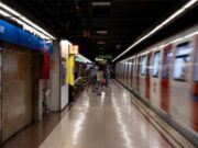 Violència desfermada al metro: apunyalament en una baralla multitudinària a la L5