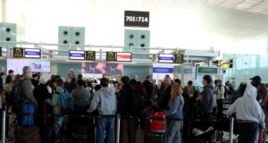 La vaga de Groundforce provoca retards en diverses aerolínies de l’aeroport del Prat, sobretot Air France i Lufthansa