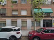 Una dona gran en estat crític a Badalona després d’un incendi devastador