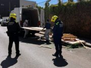 La Guàrdia Urbana captura dos individus al barri del Remei per abocar deixalles a la via pública