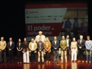 La Cambra de Comerç de Pontevedra, Vigo i Vilagarcía de Arousa i Fernando Romay destaquen el talent sènior